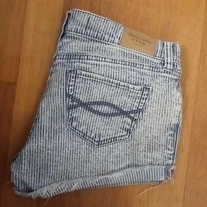 Abercrombie & Fitch jean shorts